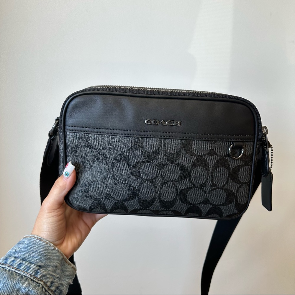 Coach Signature Canvas Crossbody Bag